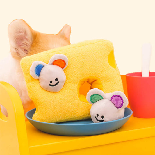 Cheezy Cheese Hunter House