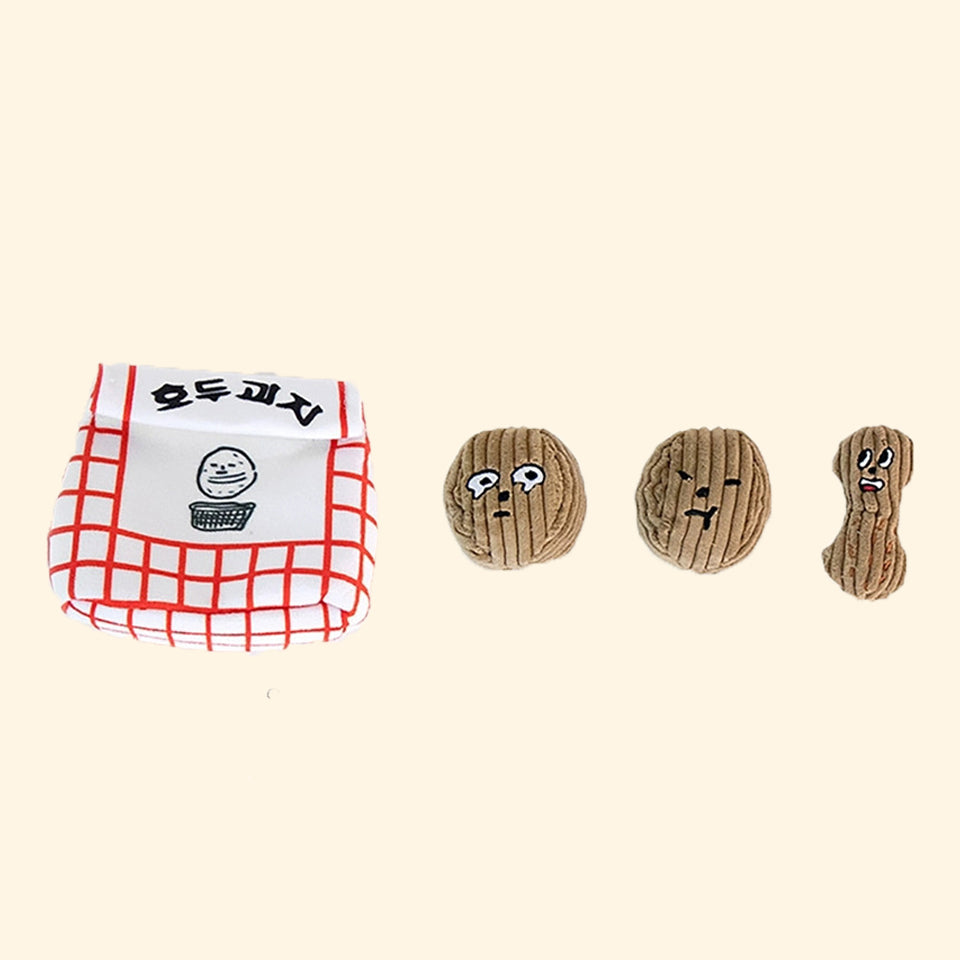 Little Peanuts Plush Toy Set